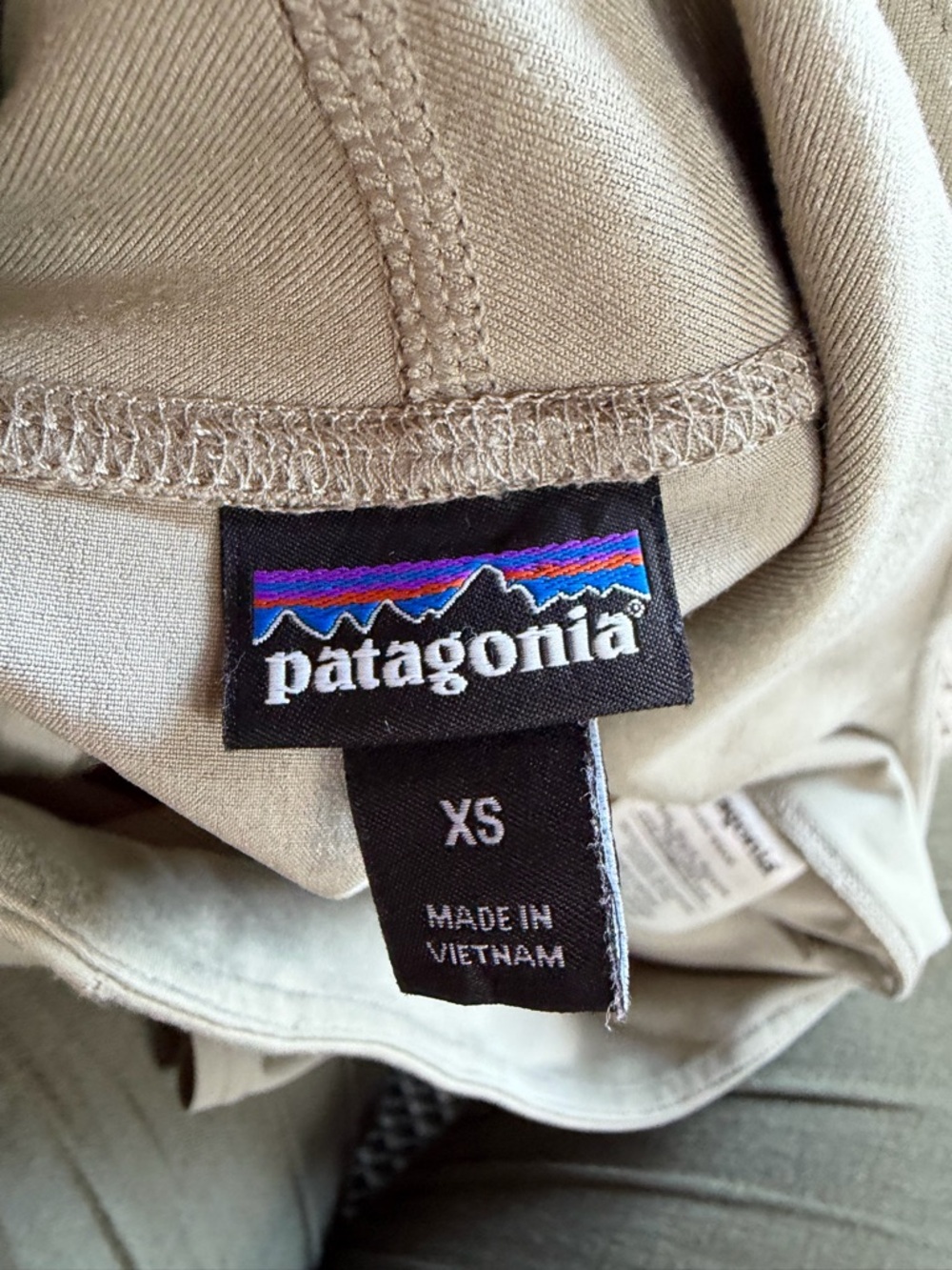 Women’s Patagonia Happy Hike 4” Shorts XS Khaki - Picture 5 of 8